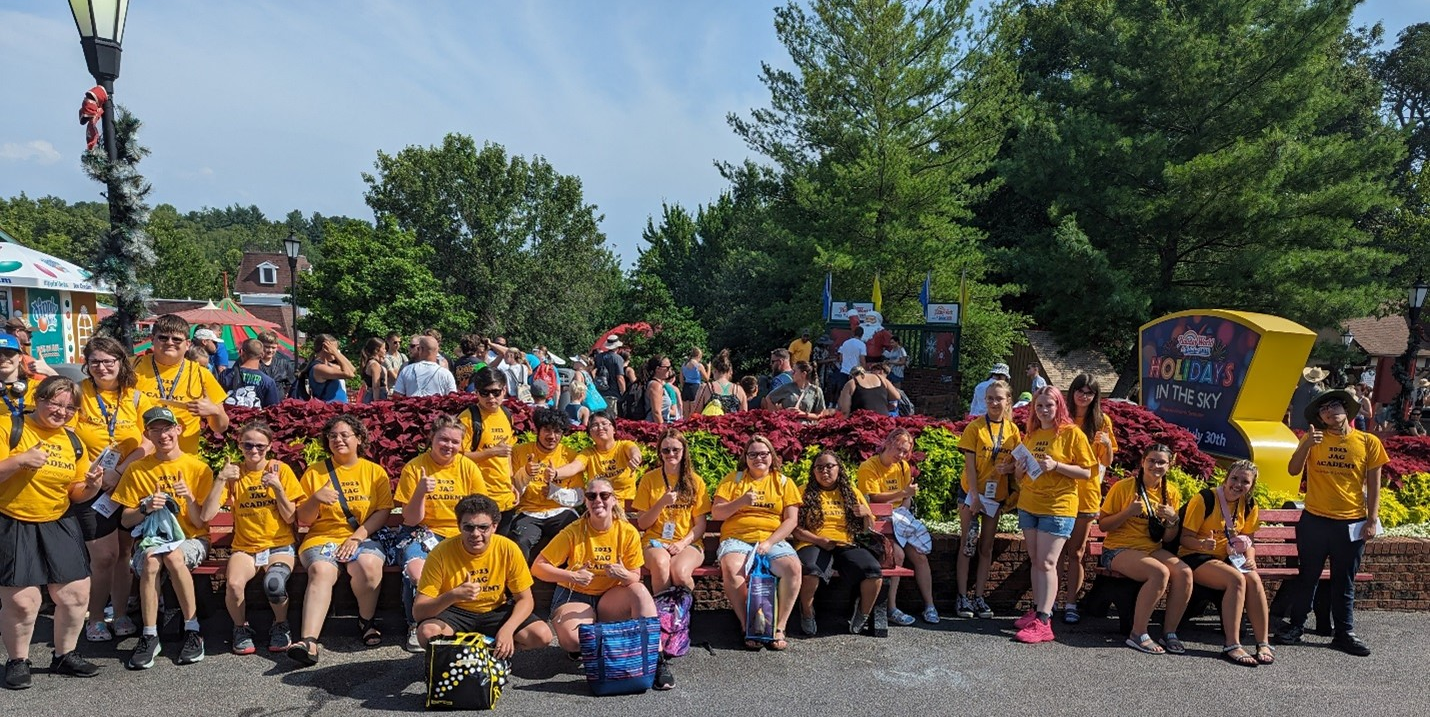 JAG students posing for a group photo at Holiday World.